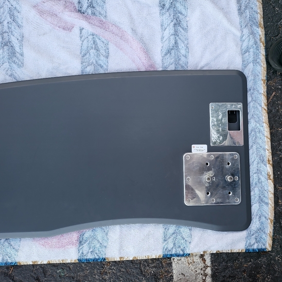 Altwork Station Flex With Advanced Monitor Arm MSRP Over $5500 - Picture 11 of 16